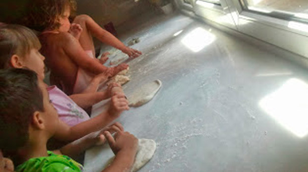 colegio-casa-escuela-caracoles-niños-educación-alternativa-sevillaconlospeques