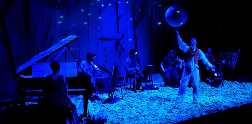 El coleccionista de paisajes en CaixaForum Sevilla 00 | Sevilla con los peques